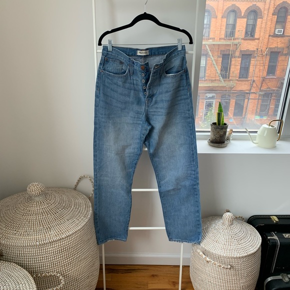 Madewell • The Dad Jean - Picture 5 of 13